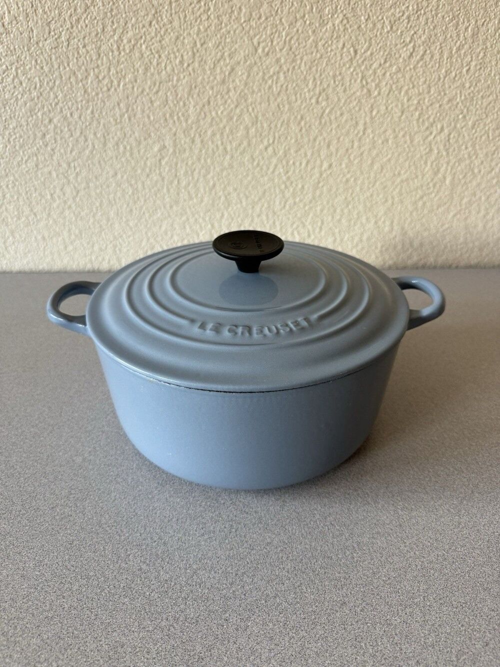 Le Creuset #24 4.5 Qt Round Dutch Oven Light Blue Cast Iron France w/ Lid